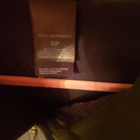 The North Face Never Stop Exploring Black Jacket - Picture 2 of 11